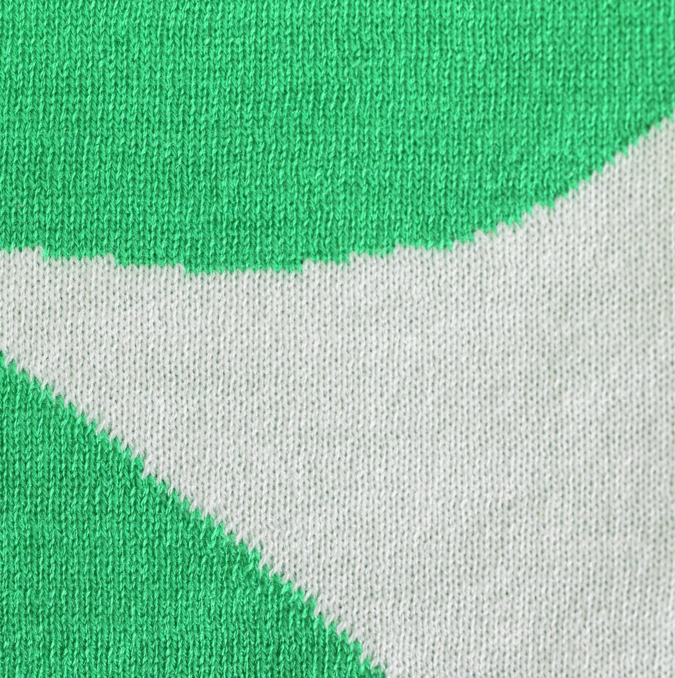 Habitat Floral Pattern Knit Throw - White & Green -125x150cm - Image 3