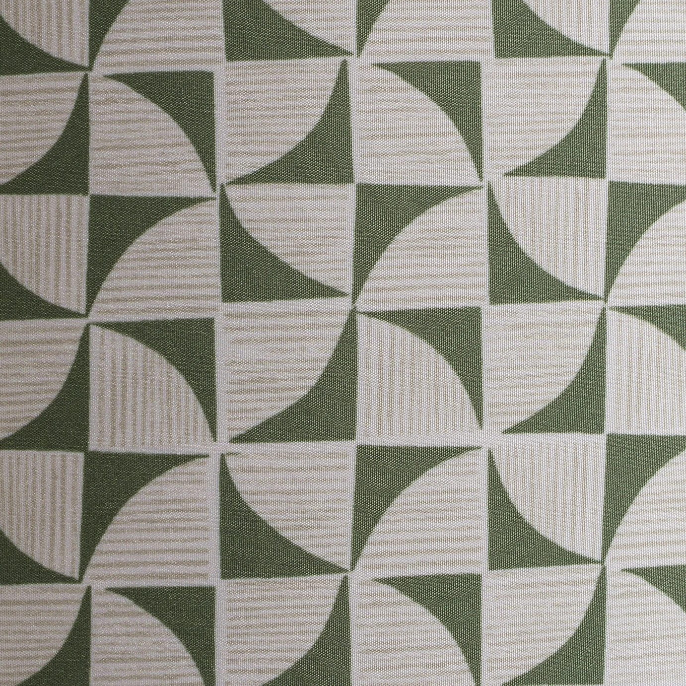 Habitat Cabin Retreat 30cm Block Shade - Green And White - Image 3